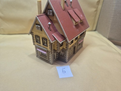 Modellhaus mit ladenfront - modellhaus,