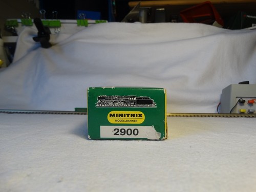 Modelleisenbahn spur - spur, n